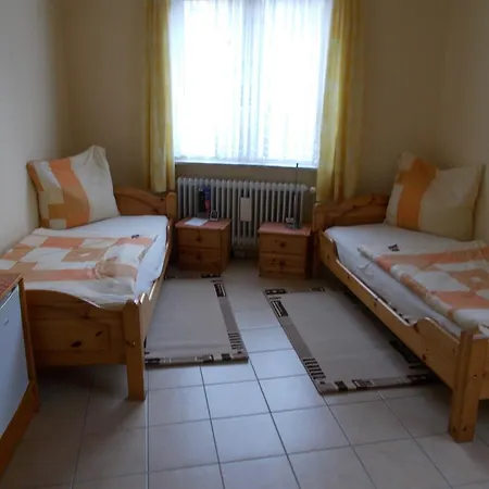 Gaestehaus Am Reiterhof Mutschler Casa de hóspedes Donzdorf